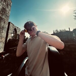 Meet your Posher, Bryson